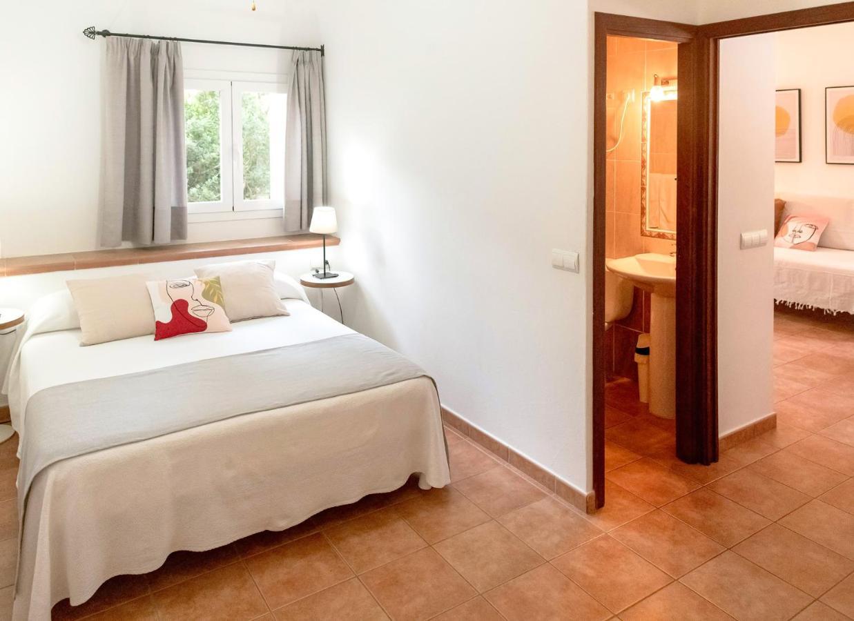 Apartamentos El Pino - Formentera Break Ес-Кало Екстер'єр фото
