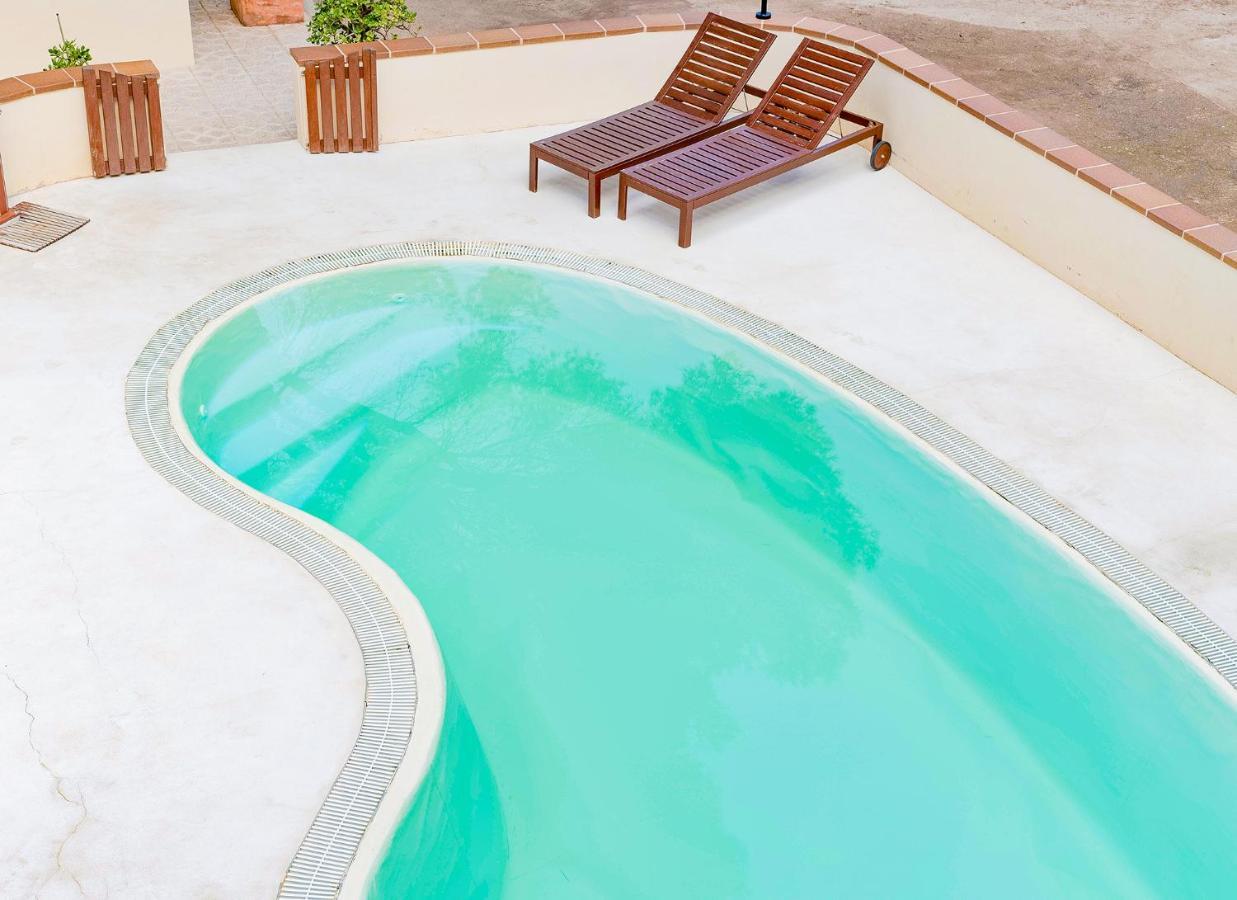 Apartamentos El Pino - Formentera Break Ес-Кало Екстер'єр фото