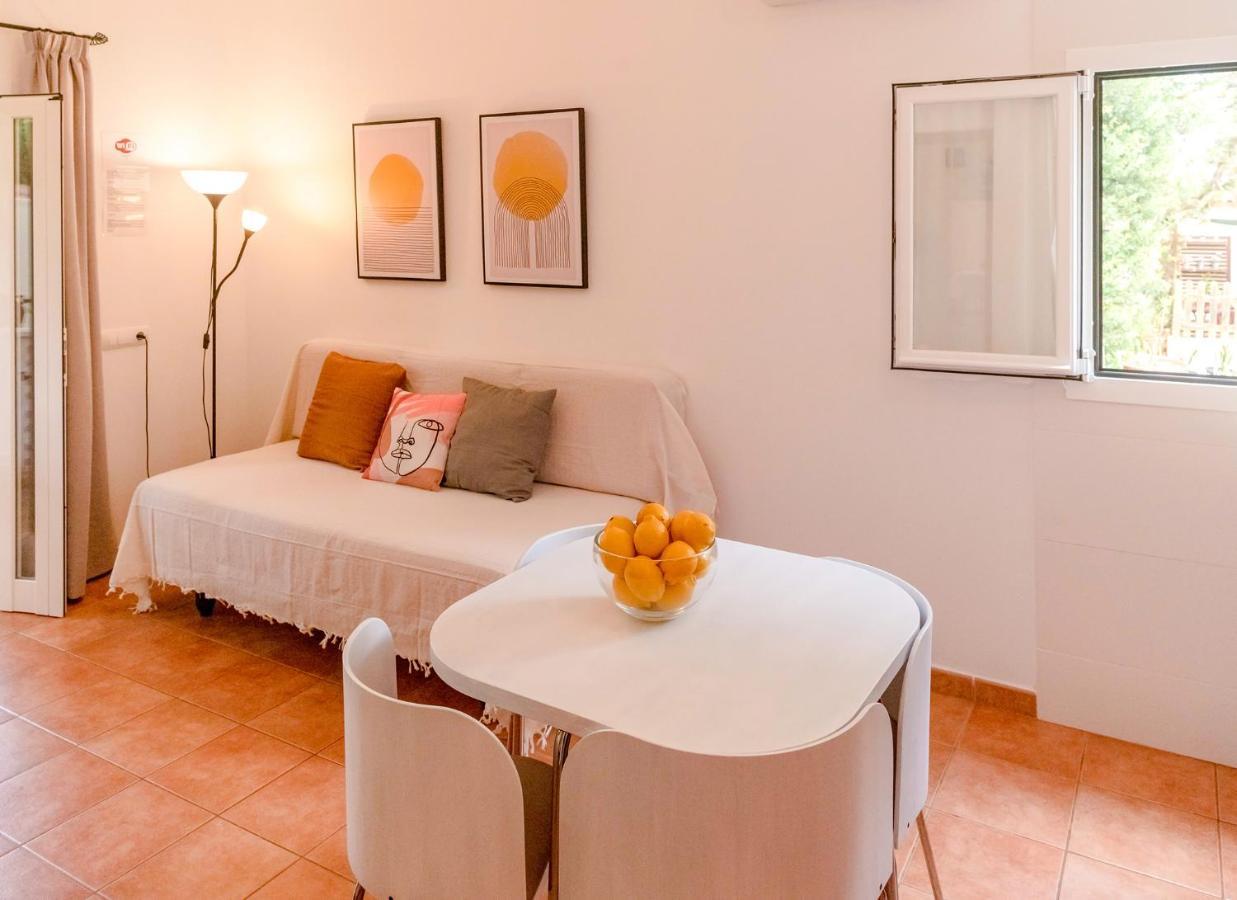 Apartamentos El Pino - Formentera Break Ес-Кало Екстер'єр фото