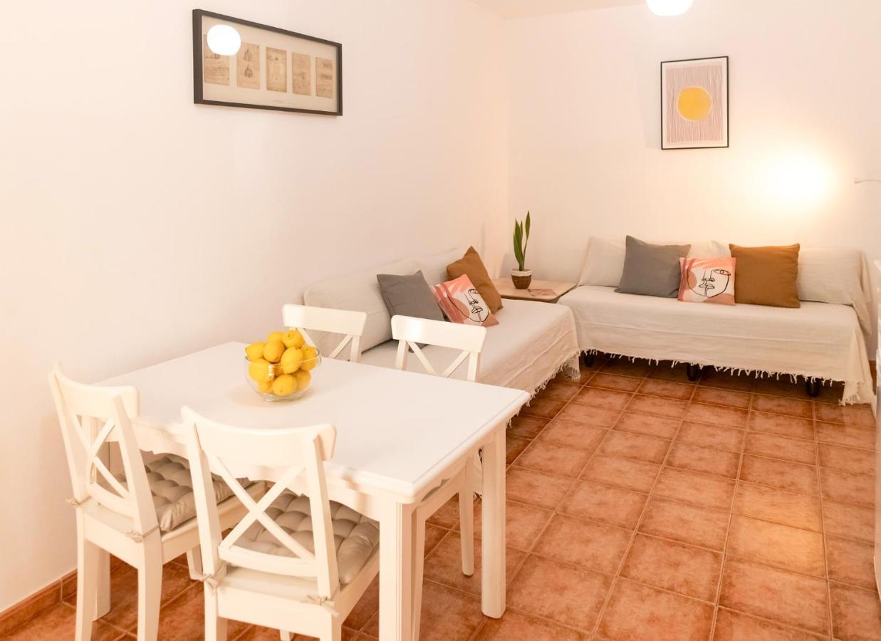 Apartamentos El Pino - Formentera Break Ес-Кало Екстер'єр фото