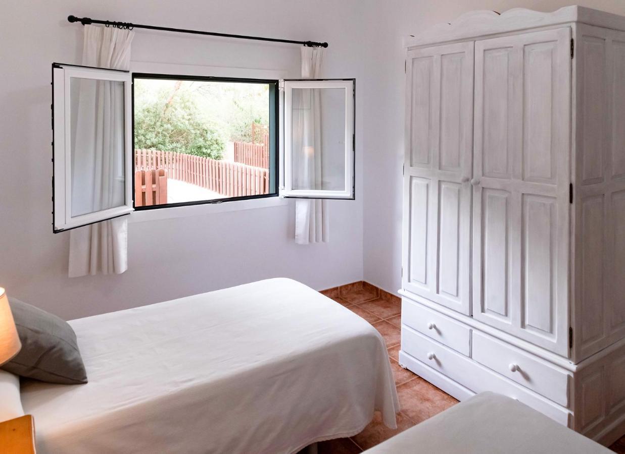 Apartamentos El Pino - Formentera Break Ес-Кало Екстер'єр фото
